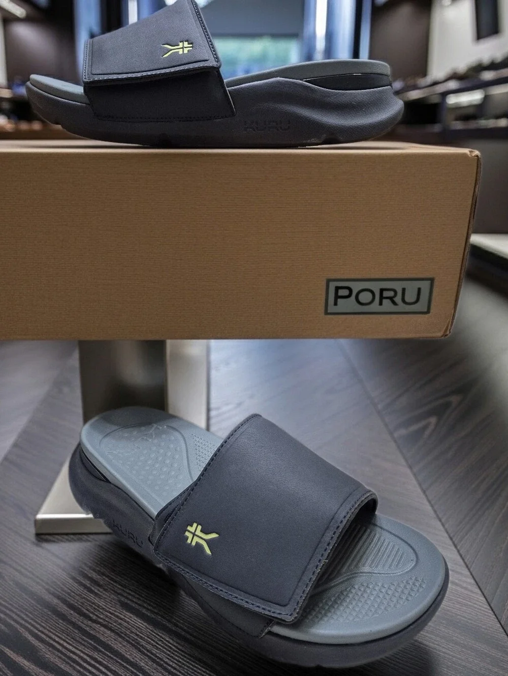 Kuru Cloud Moment Men's Sz 11 Slides Sandals 🆕️